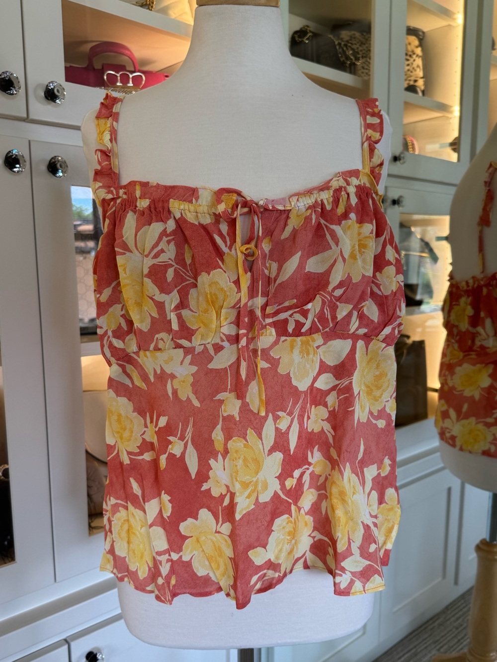 Wayf Coral-Pink Floral Tie-Strap Cami with Yellow Roses size XL